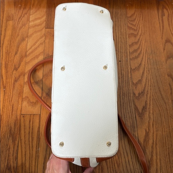 Dooney & Bourke Large Domed Satchel White Pebble Leather Y2K vintage retro - Picture 5 of 16